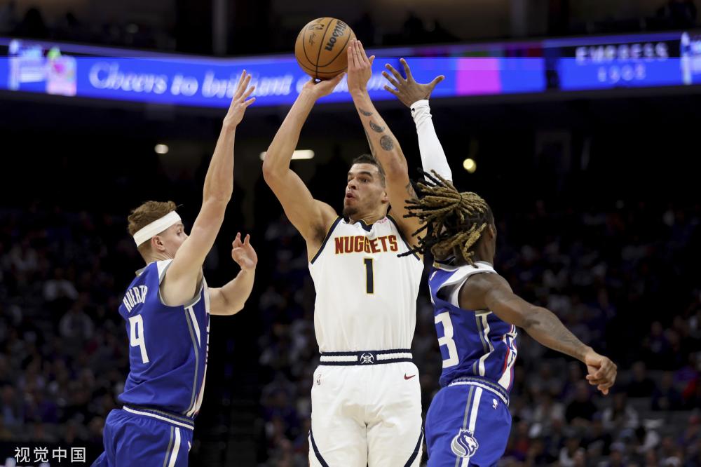 次三连冠 次三连冠