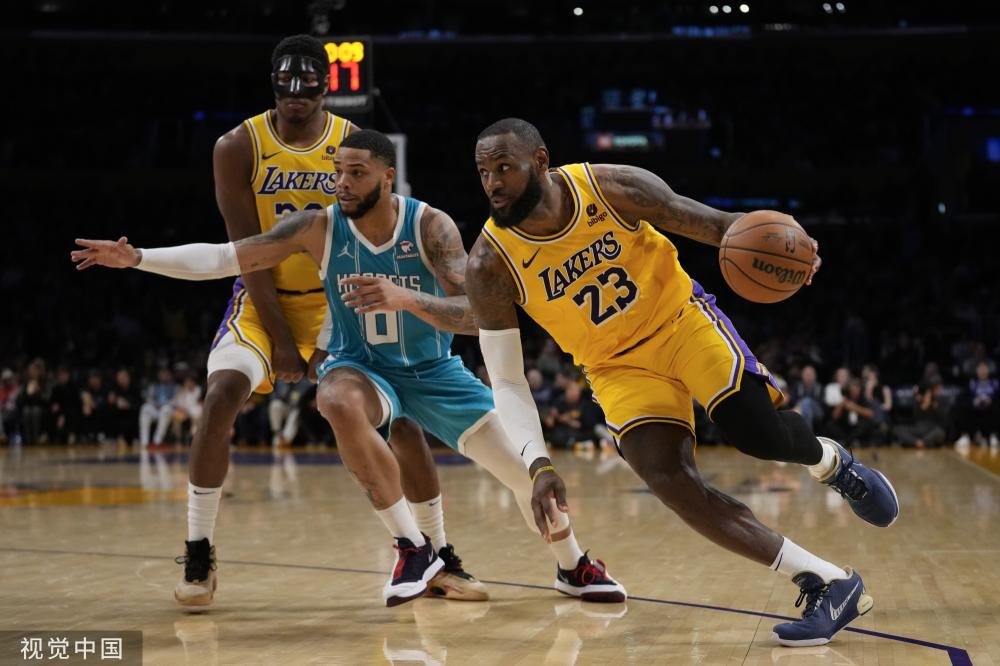 他带领球队 他带领球队